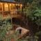 Log Cabin with Mountain View and Privacy