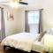 434-Campbell Cozy & Bright 2B/1b /AC/close to Downtown
