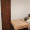 3 bed Hawthorn Berries House driveway & garden, M6 & M58