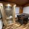 Coach Cabin- Poconos Retreat l Cozy l Sauna l Fireplace l Firepit l Gazebo BBQ - 托比汉纳