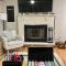 Coach Cabin- Poconos Retreat l Cozy l Sauna l Fireplace l Firepit l Gazebo BBQ - 托比汉纳