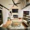 Coach Cabin- Poconos Retreat l Cozy l Sauna l Fireplace l Firepit l Gazebo BBQ - 托比汉纳