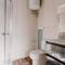 LA88 Bayview Apartment I