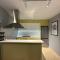 Jonis Condo at Mali i Robit