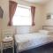 Oakwood Bed and Breakfast Heathrow