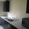Spacious home with office and double driveway & FREE Wifi By ULTIMATE HOMES AWAY - Winnersh