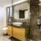 Vivians Luxury Suite
