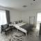 Large Studio Flat Near Beach Cleethorpes - Кліторпс
