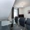King Studio Apartment Near Swansea Centre