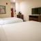 Cobblestone Hotel & Suites - Lamar