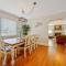 Center St Retreat - 1 Block from Downtown! - 埃佩克斯