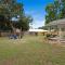 Quiet relaxing home - Close to Downtown & Beach 4BR-2BT