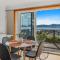 Panorama Magic - A Sandy Bay Family Escape