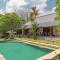 Villa Lotus Kayuputih - Булеленг