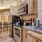 Jolly Jingle Cabin, Pickleball Court, Creek, WIFI, Mountain Views, Starting at 79" - 科斯比
