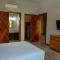 Island Time Gecko - Private Island Beachfront Villa 1 Min From Village
