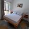 Double room, with breakfast, WIFI, 20 meters to the beach - 江比阿