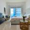Luxury Studio w/ BoHo Design and Balcony for 4 Pax
