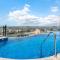 City Living! 1Bed/1Bath/1Car/Pool