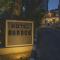 Onrock Boutique Hotel