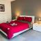Sliema Seaview Apartment- Valletta Views - APT 8, 49 Tigne Point Mansions - Слима