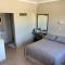 Sunset Chalets & SCA - Colesberg