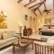Luxury Flamingo villa with outdoor bar - pool and magnificent views