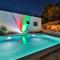 Villa Regina with heated pool and sea view - Marina