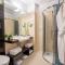 Queen Boutique Hotel