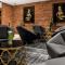 Queen Boutique Hotel