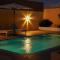 O2 pool villa