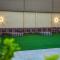 O2 pool villa