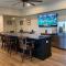 Waterfront 5BD/5BA Dock & 9P-Hottub