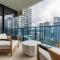 Broadbeach Luxury Oracle Tower 1 Apartment 2Bed 2Bath 1 Car