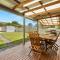 Campbells Cottage by Experience Jervis Bay