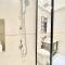 Modern 2B2B apt near Mid Valley - Wifi - Infinity Pool - Gym - 吉隆坡