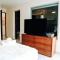 Spacious Comfy PH Apt for 9 @ San Juan - Miramar 4 - Nuevo