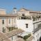 Amazing Piazza Venezia with Jacuzzi and terrace