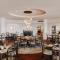 Arkin Palm Beach Hotel