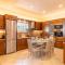 Kondarini Sea View Villa, Just 290m from the beach, by ZanteWize