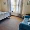 Chiswell Cottage a large family nr WPNSA & Beach