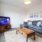 Fairways View - Spacious Apartment - Sleeps 6 - Lovely Views - by Rework Accommodation