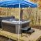 Quiet Wooded Chalet near Bryce w Hot Tub Firepit - Basye