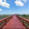 Private Retreat Under Oak Canopy - St. Augustine