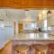 Rustic Coastal Smith River Cottage with Ocean Views! - Smith River