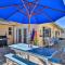 Quiet Home-Heated Pool-King Bed- 3 mi to Madeira Beach - Seminole