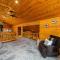 Log Cabin with Private Hot Tub on Wenatchee River! - 莱文沃思