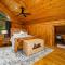 Log Cabin with Private Hot Tub on Wenatchee River! - 莱文沃思