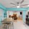 The Turquoise Cottage - Belleview