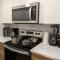 Comfy 2BR condo in Seton, Southeast Calgary - Calgary